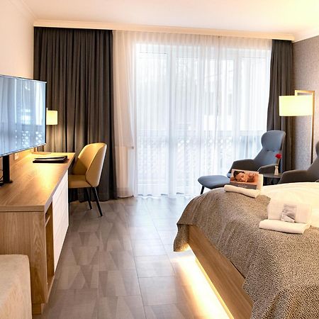 Hotel St. Wolfgang Бад Грисбах Екстериор снимка