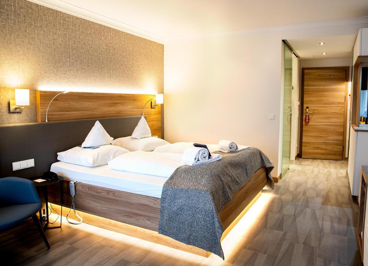Hotel St. Wolfgang Бад Грисбах Екстериор снимка